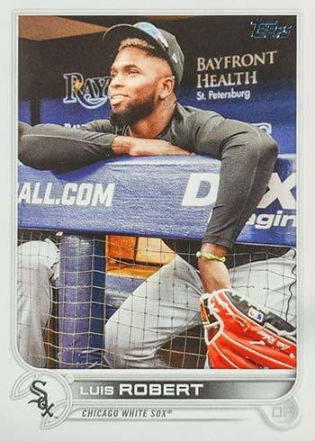 Luis Robert #107 Chicago White Sox (In dugout) | 2022 Topps