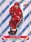 Dylan Larkin FOIL #173 Detroit Red Wings | 2019-20 Topps NHL Sticker Collection