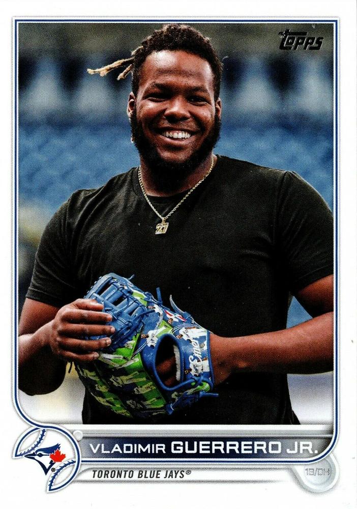 Vladimir Guerrero Jr. #300 Toronto Blue Jays (Black t-shirt) | 2022 Topps