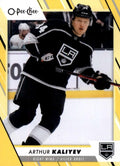 Arthur Kaliyev #415 Los Angeles Kings | 2023-24 O-Pee-Chee Yellow Border
