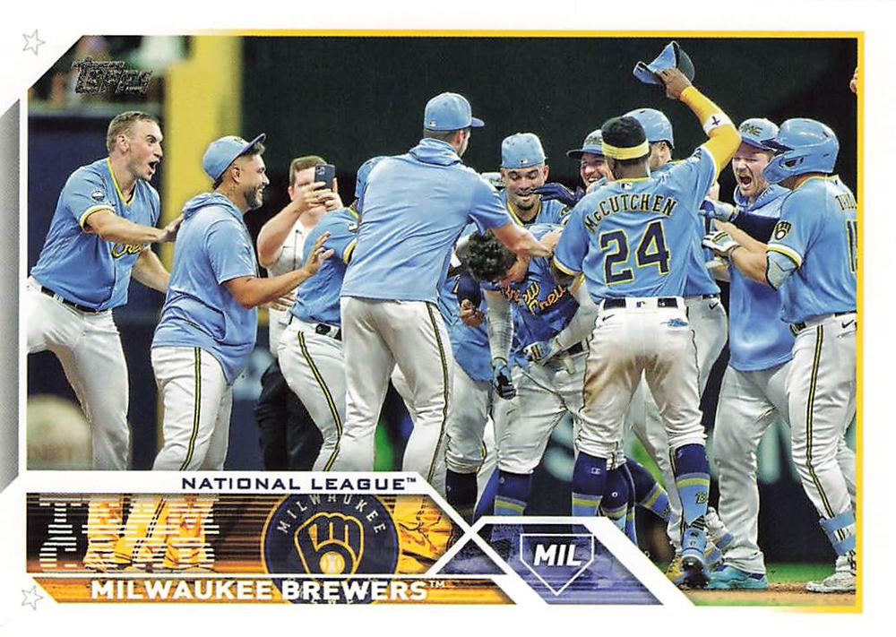 Milwaukee Brewers #533 Milwaukee Brewers | 2023 Topps