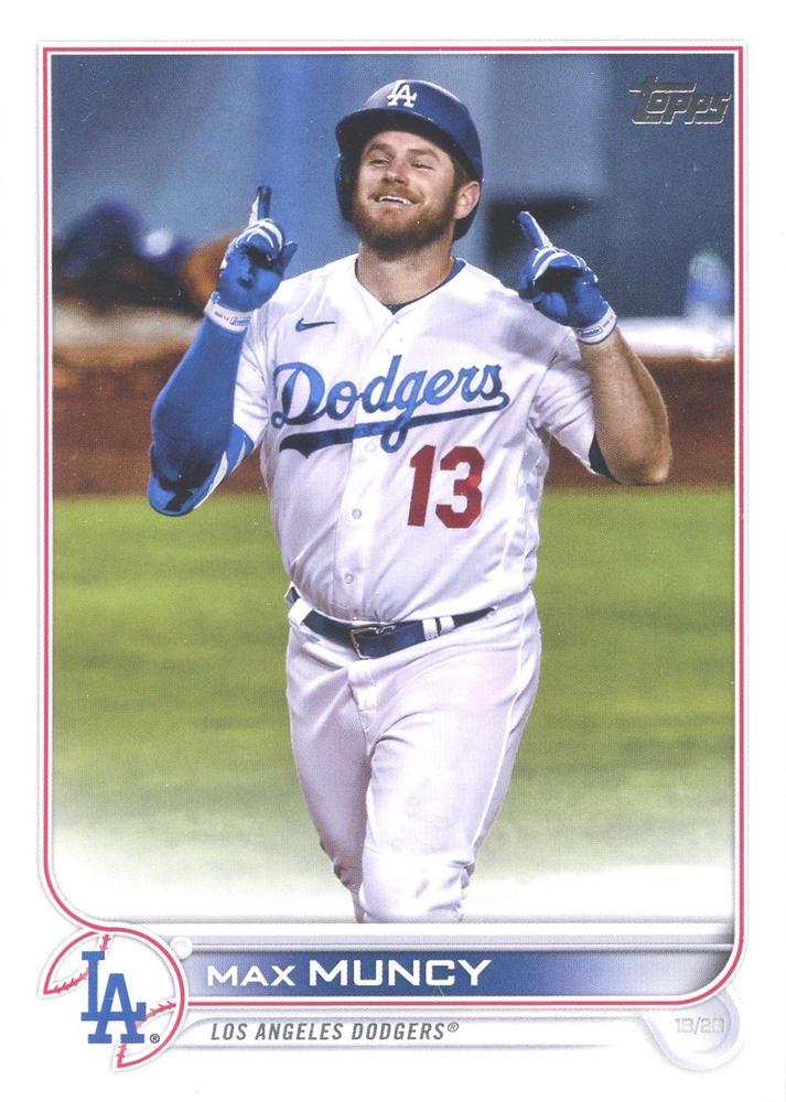 Max Muncy #572 Los Angeles Dodgers (Pointing up) | 2022 Topps