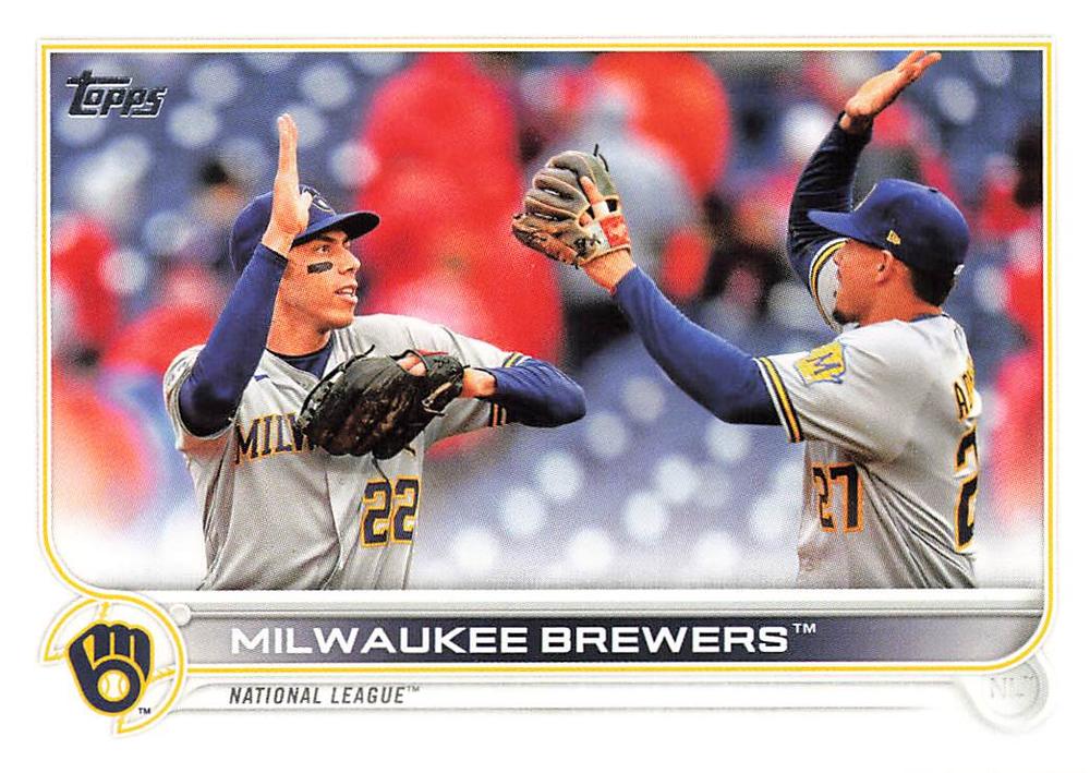 Milwaukee Brewers #597 Milwaukee Brewers | 2022 Topps