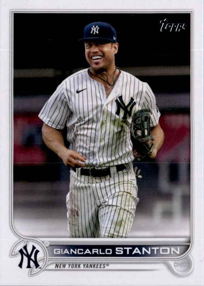 Giancarlo Stanton #650 New York Yankees (Running in field) | 2022 Topps